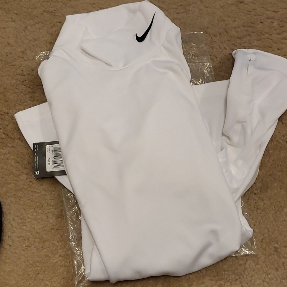 Nike Women's Dri-Fit crew long sleeve shirt